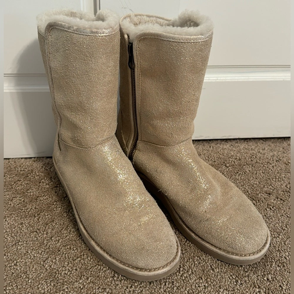 UGGS!!!! GOLD SHIMMER BOOTS