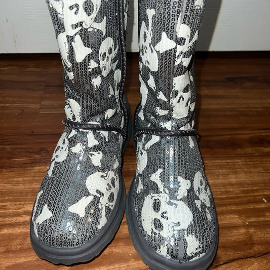 Ugg Women's Skull Limited Edition Boots Size 7