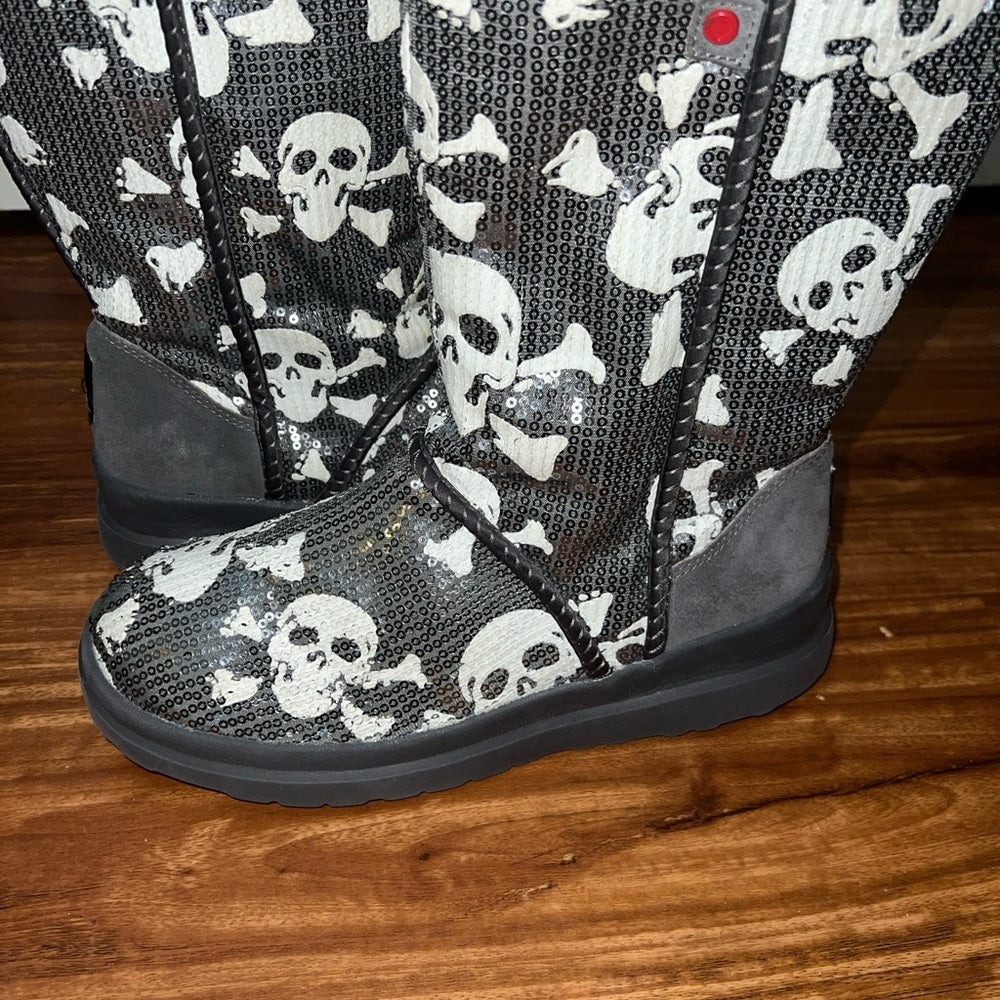 Ugg Women's Skull Limited Edition Boots Size 7