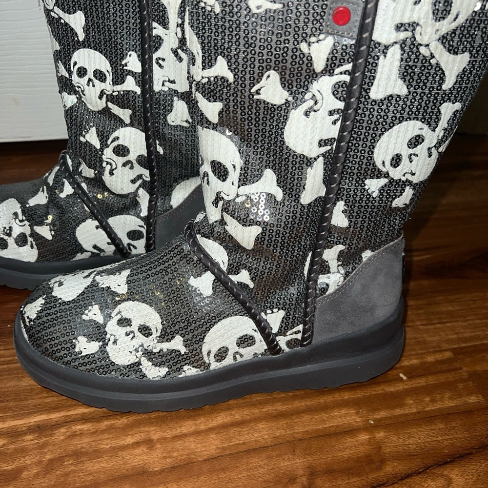 Ugg Women's Skull Limited Edition Boots Size 7