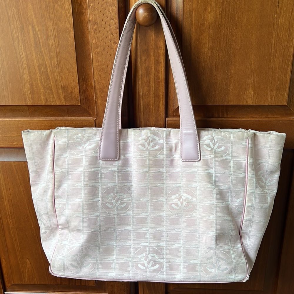 AUTH CHANEL PINK CLOTH TOTE BAG