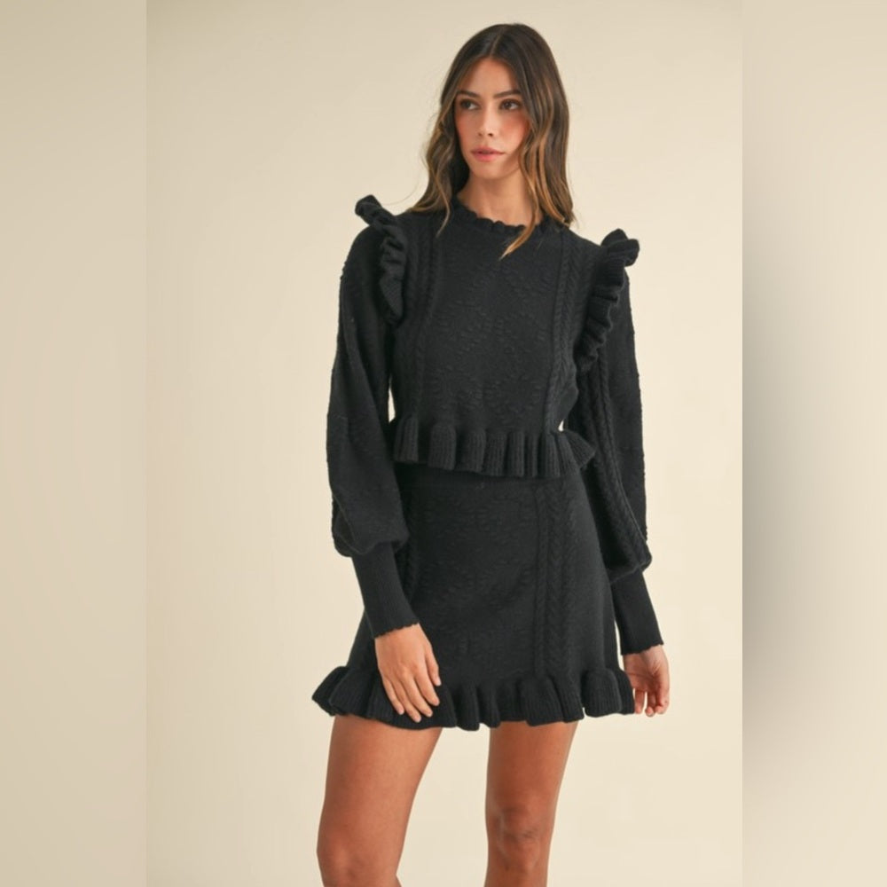 998. RUFFLE KNIT TOP AND SKIRT SET (FLORAL BEIGE)