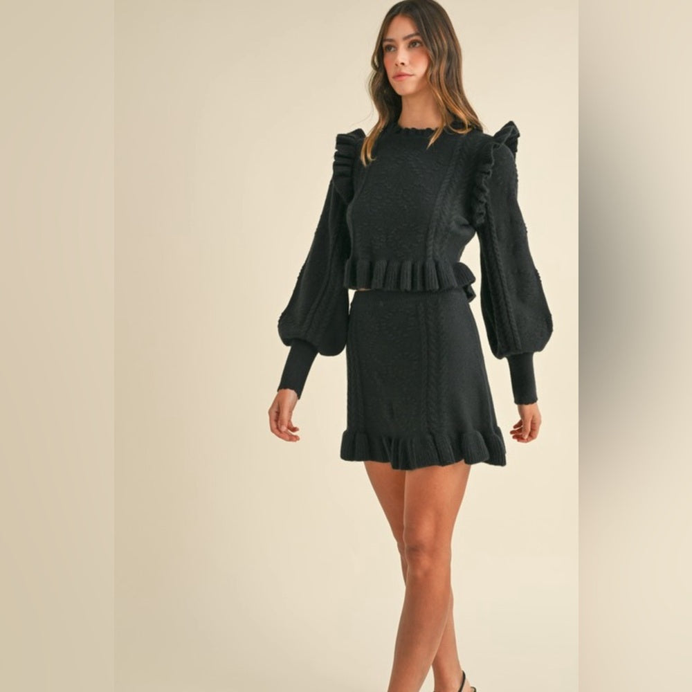 998. RUFFLE KNIT TOP AND SKIRT SET (FLORAL BEIGE)