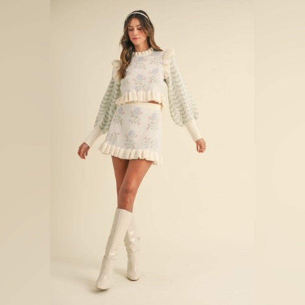 998. RUFFLE KNIT TOP AND SKIRT SET (FLORAL BEIGE)