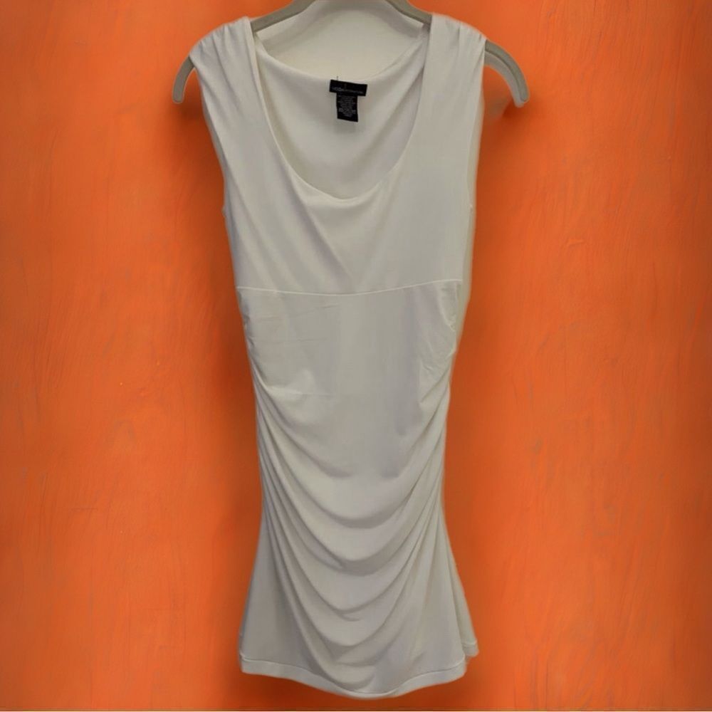 Victoria Secret- White fitted dress in xsmall