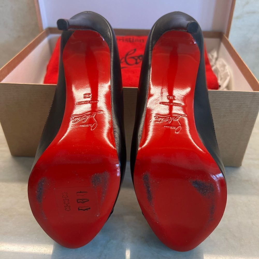 CHRISTIAN LOUBOUTIN!!! Black open toe heels. Size 36