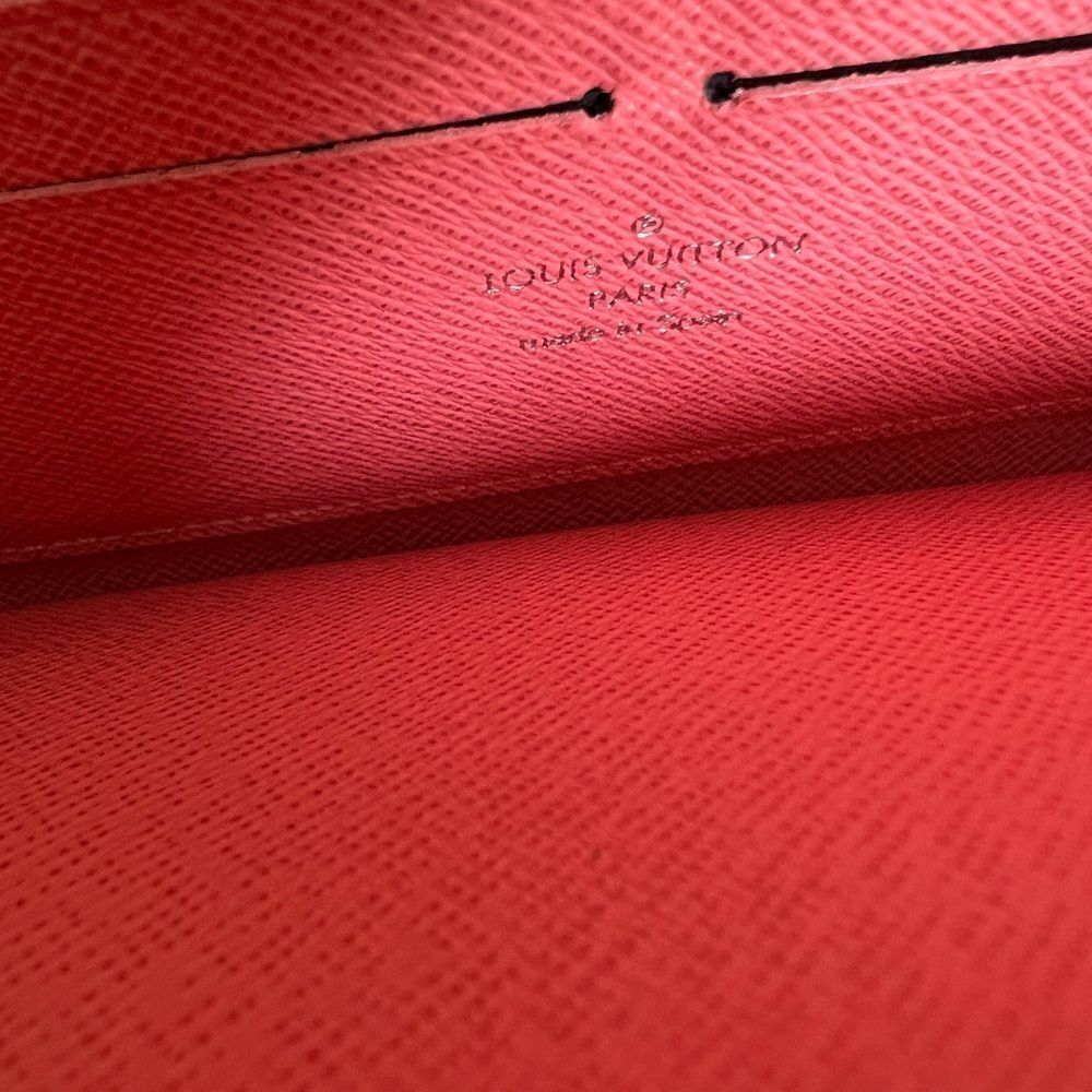 AUTH LOUIS VUITTON EPI WALLET- RARE COLOR!!!!!