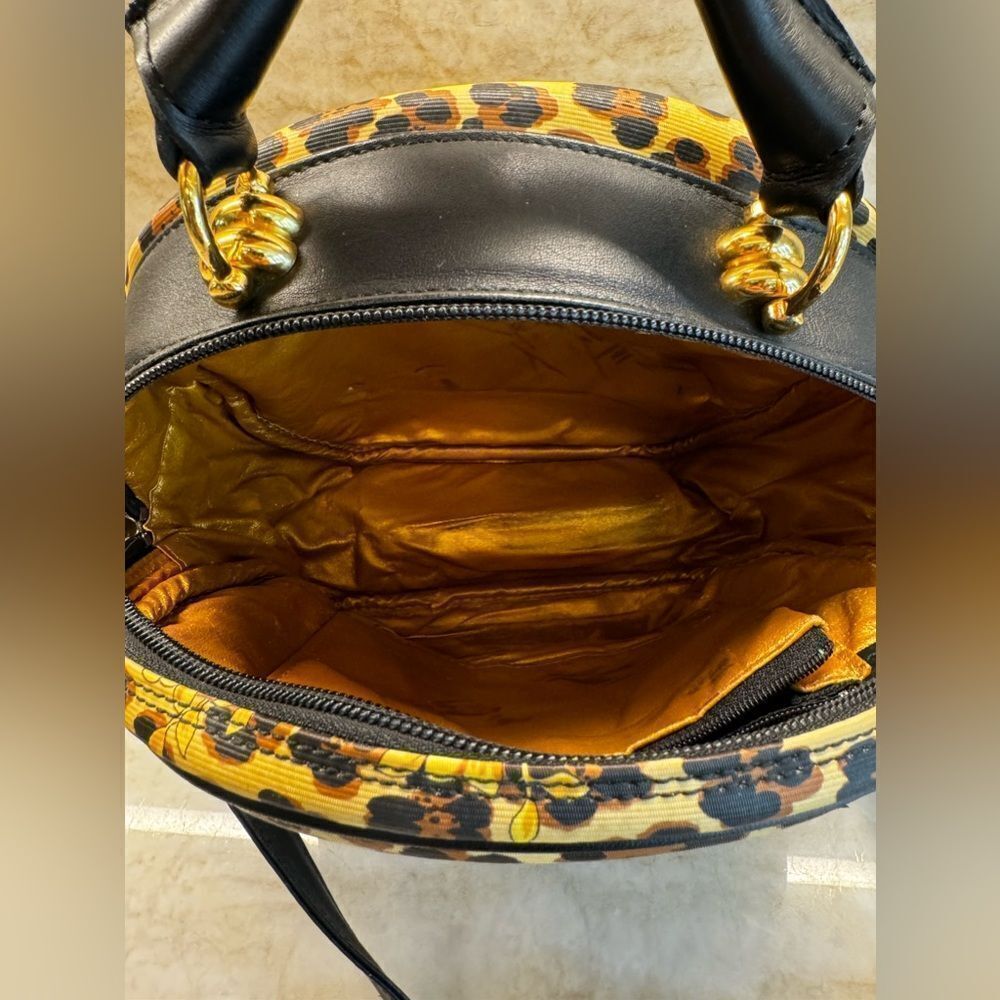 AUTH GIORGIO ARMANI BAG