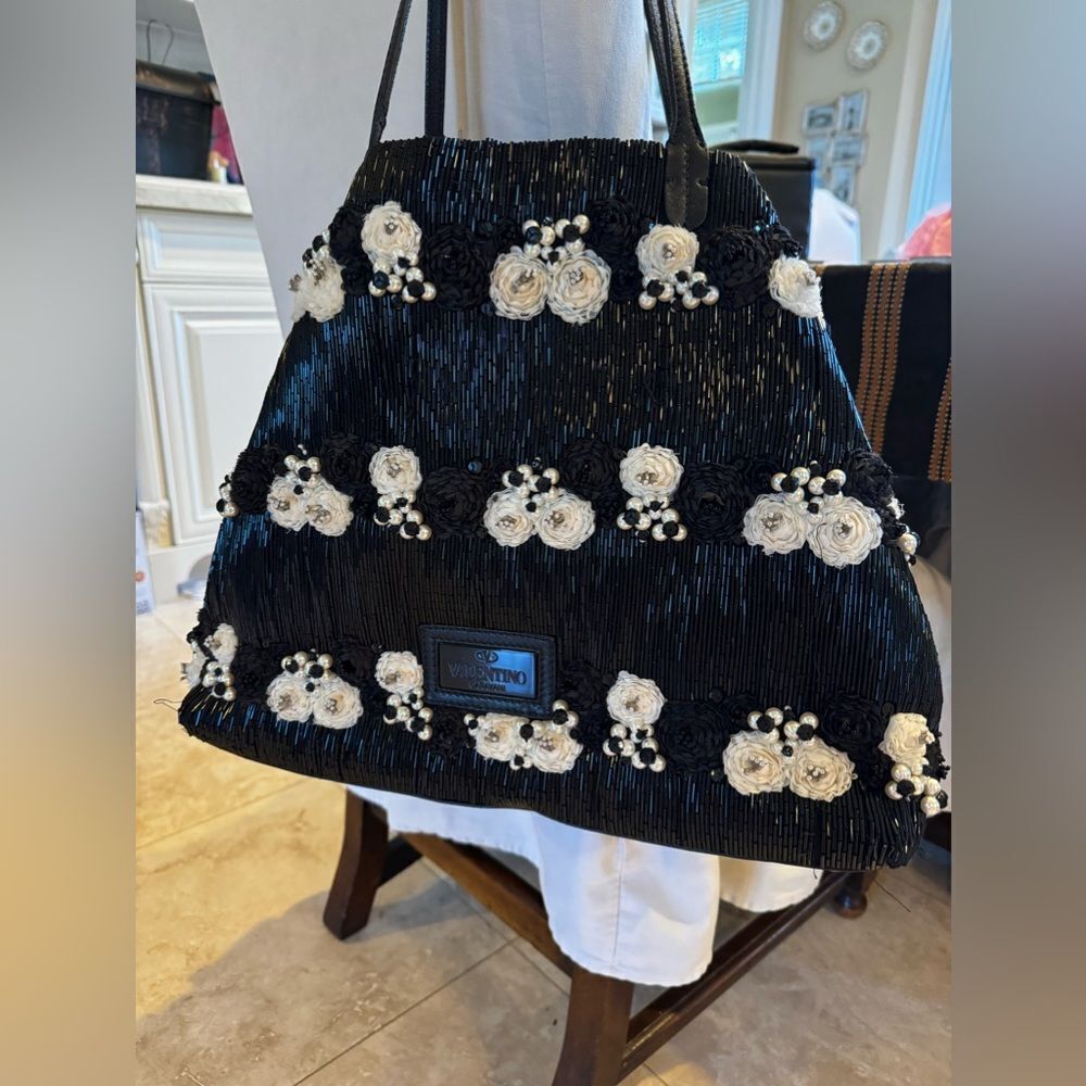 **ULTRA RARE** AUTH VALENTINO BEADED FLOWER BAG