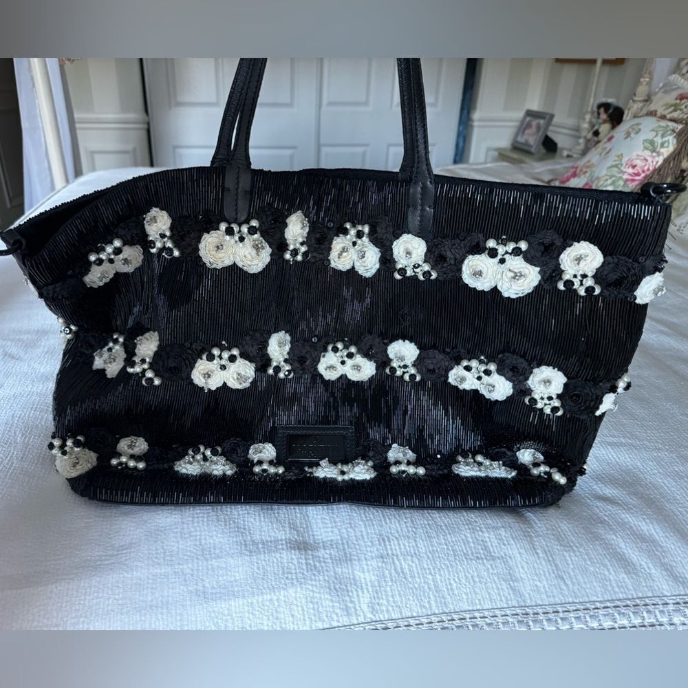 **ULTRA RARE** AUTH VALENTINO BEADED FLOWER BAG