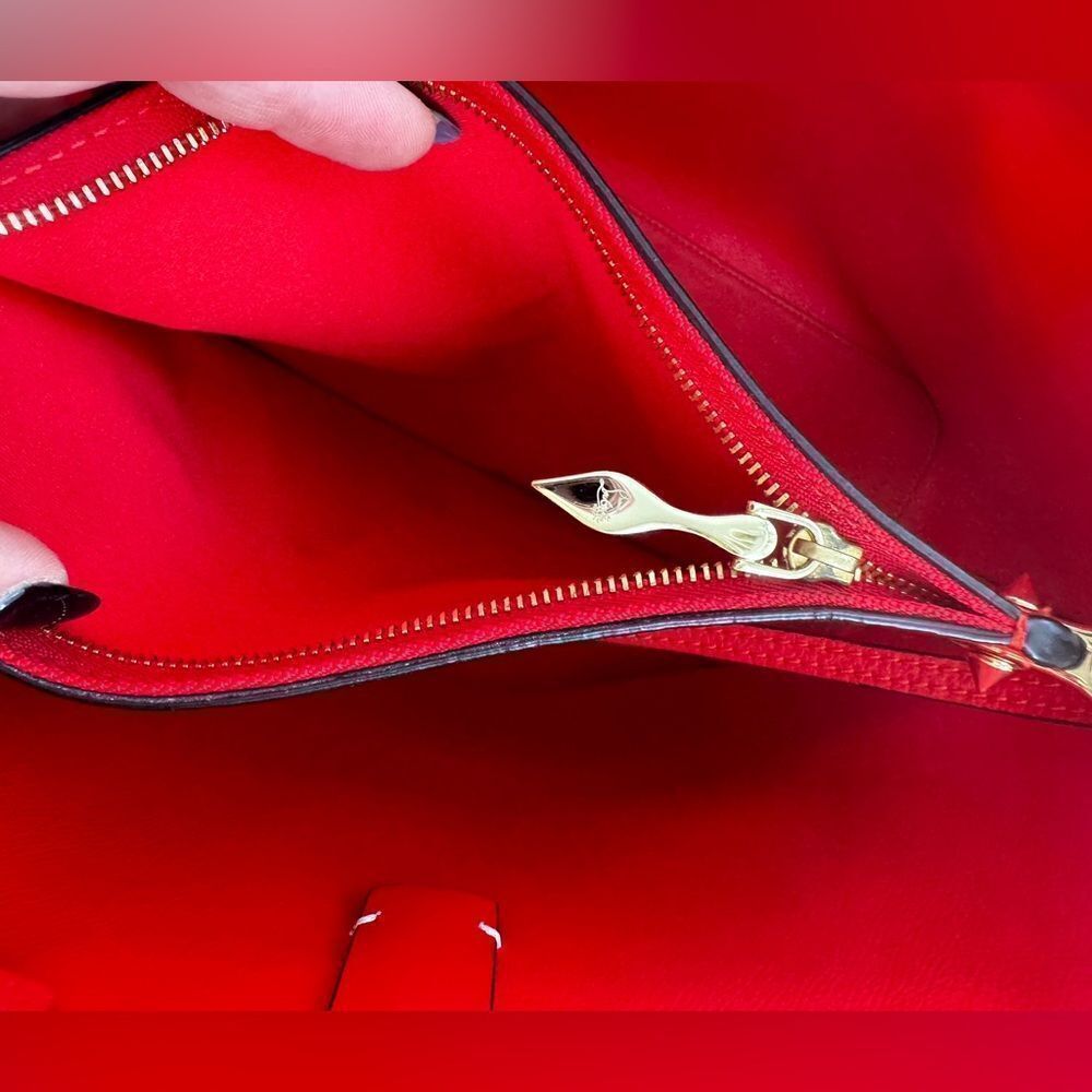 **RARE** AUTH CHRISTIAN LOUBOUTIN AMBRE LEOPARD TOTE BAG