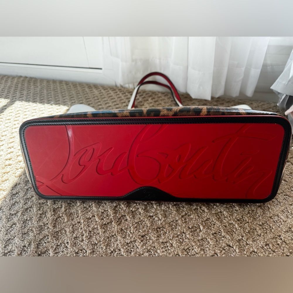**RARE** AUTH CHRISTIAN LOUBOUTIN AMBRE LEOPARD TOTE BAG