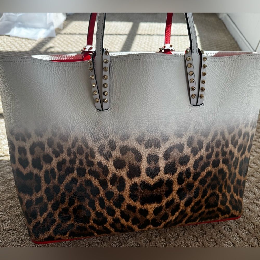 **RARE** AUTH CHRISTIAN LOUBOUTIN AMBRE LEOPARD TOTE BAG