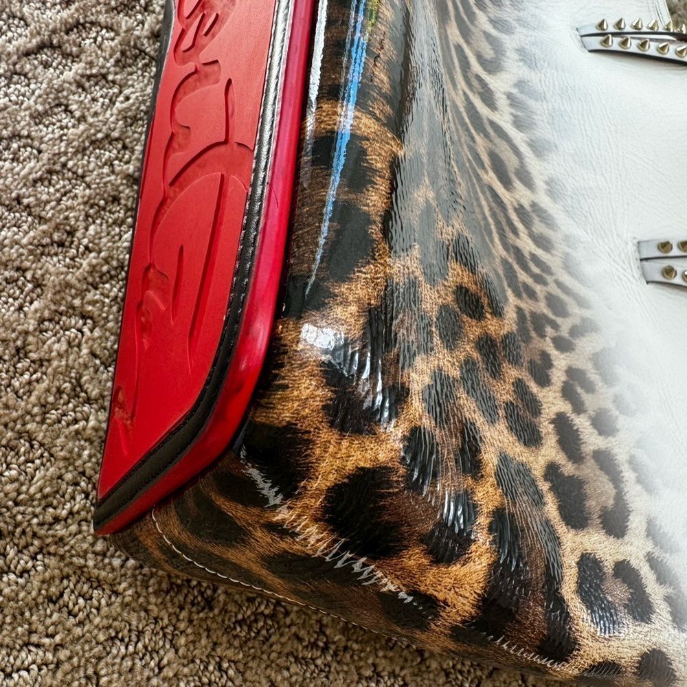 **RARE** AUTH CHRISTIAN LOUBOUTIN AMBRE LEOPARD TOTE BAG