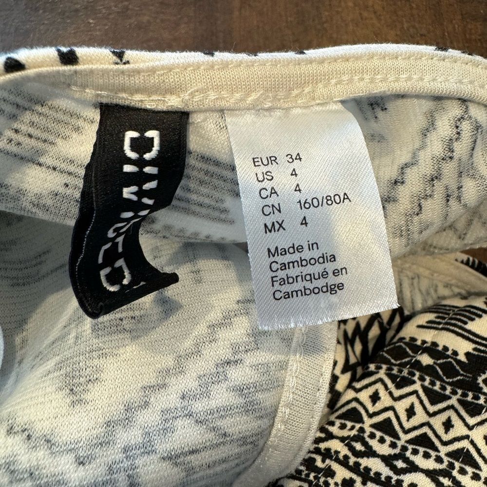 DIVIDED H&M Aztec bohemian dress