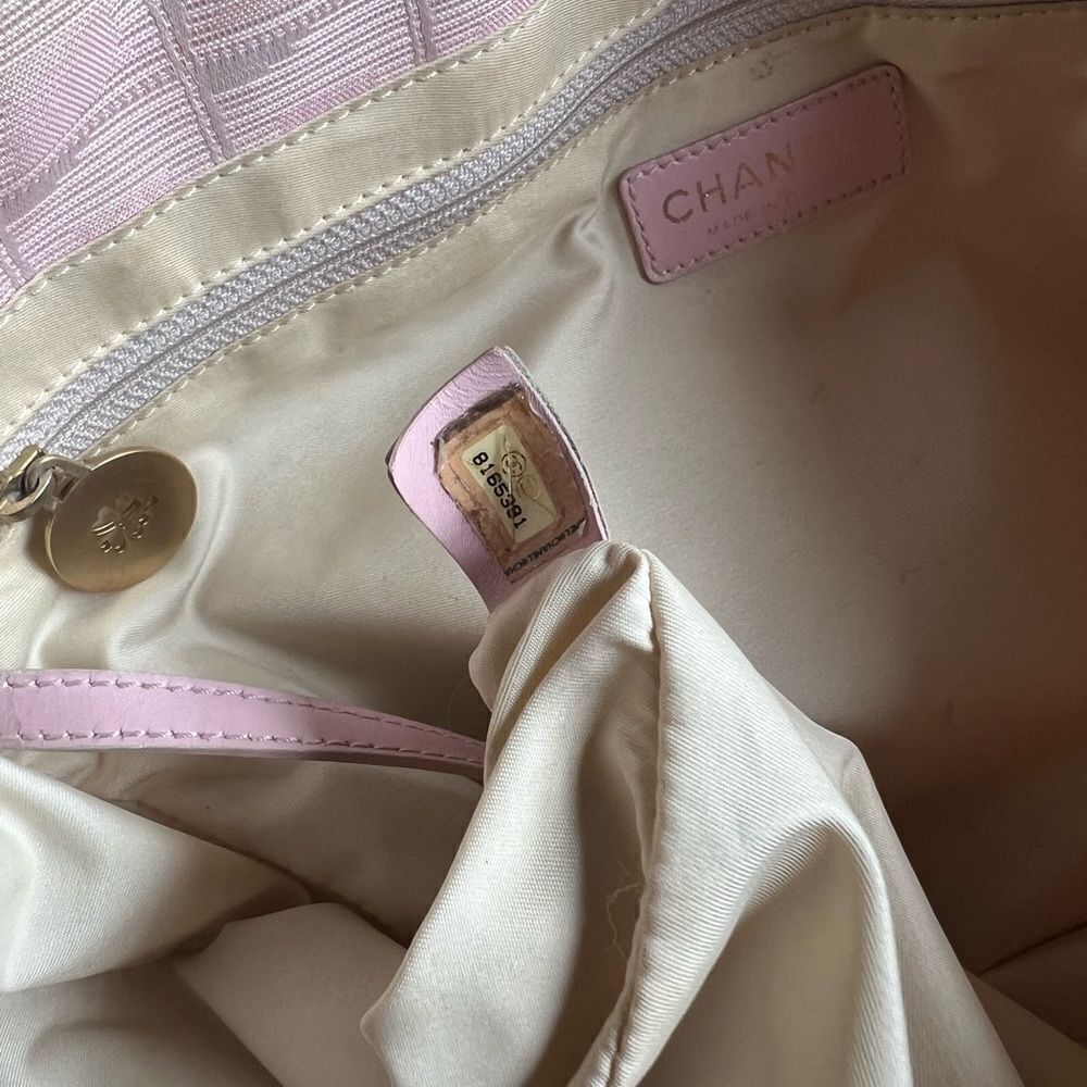 AUTH CHANEL PINK CLOTH TOTE BAG