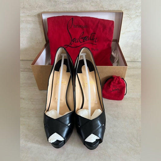 CHRISTIAN LOUBOUTIN!!! Black open toe heels. Size 36