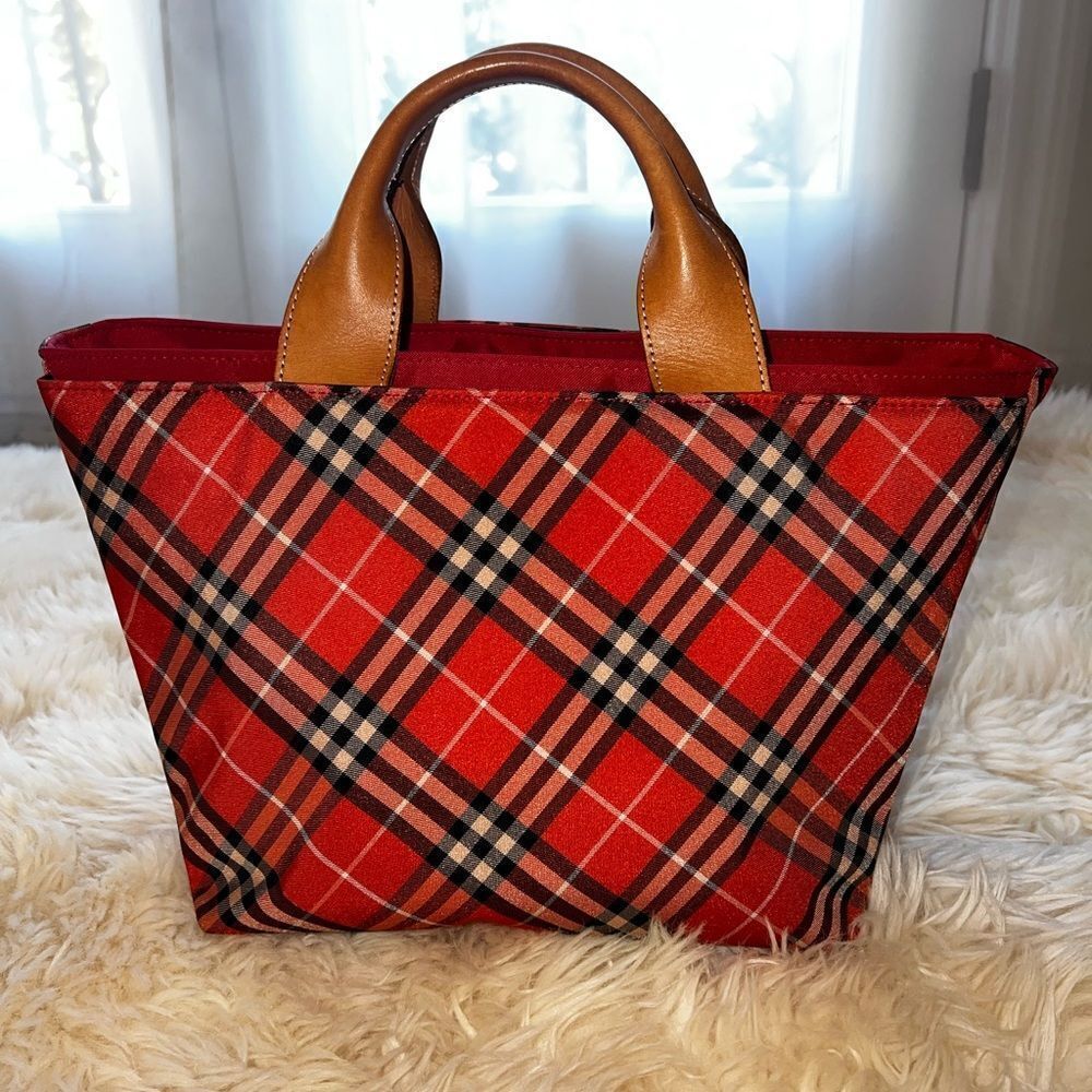 AUTH BURBERRY BAG IN RED!!!!
