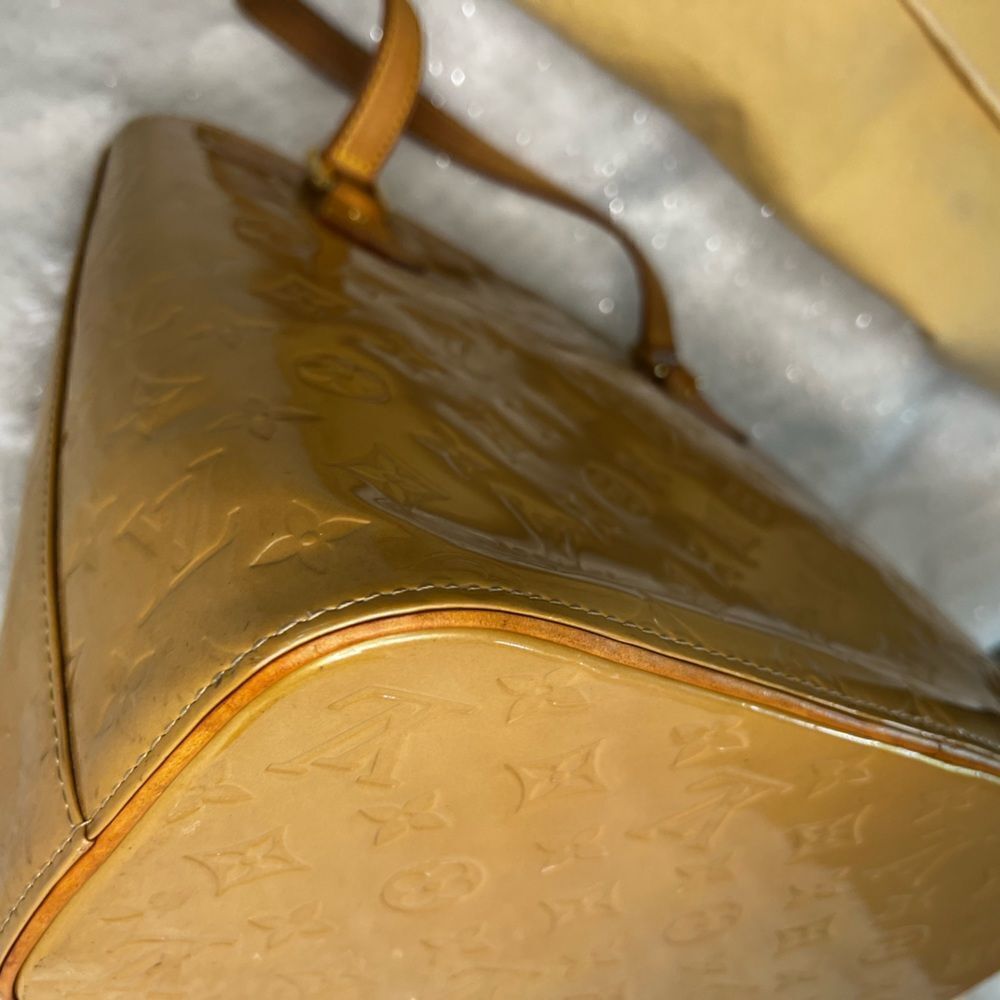 AUTH LOUIS VUITTON VERNIS BAG- tan/beige