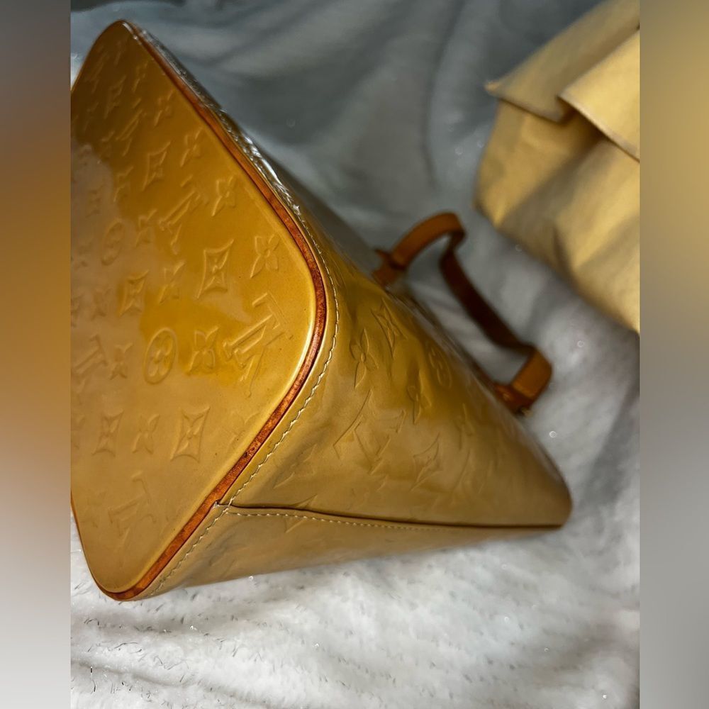 AUTH LOUIS VUITTON VERNIS BAG- tan/beige