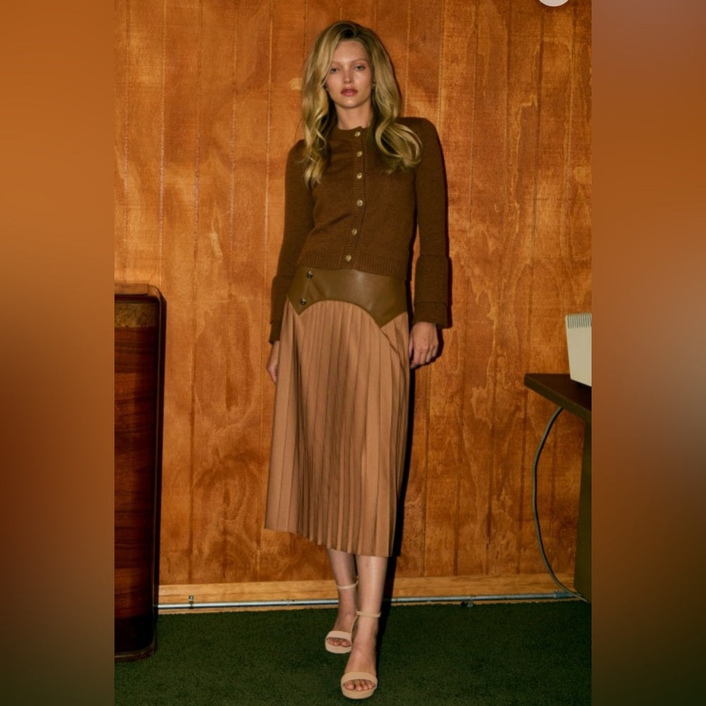 60’s Vibes Pleated Skirt- Cafe