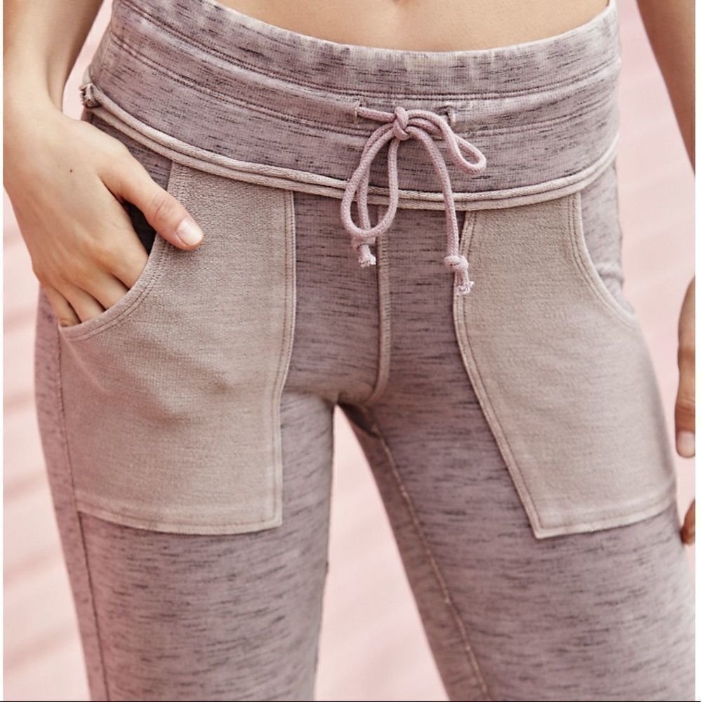 FREE PEOPLE Kyoto Leggings in Mocha Taupe