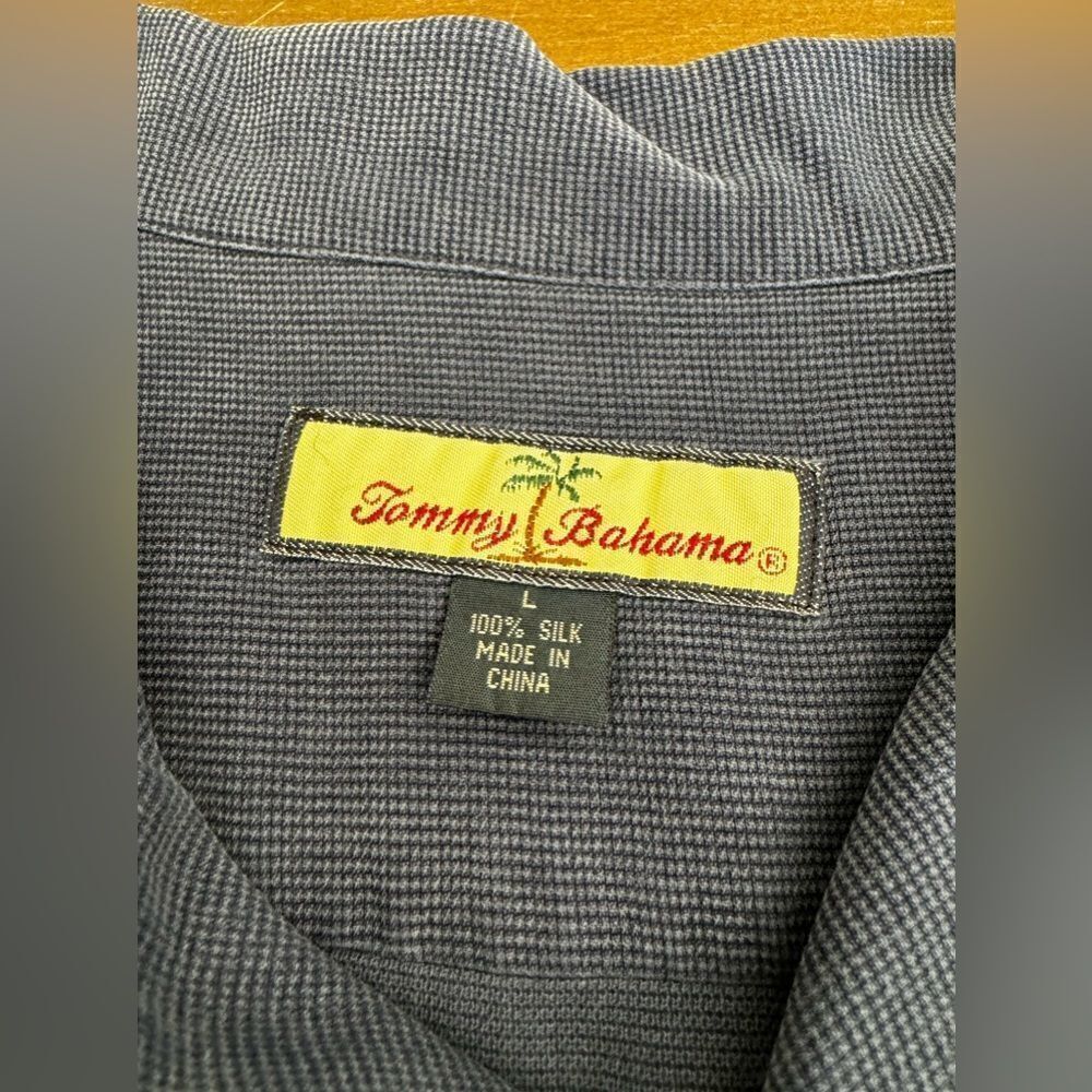 Tommy Bahama Blue Men’s Shirt L