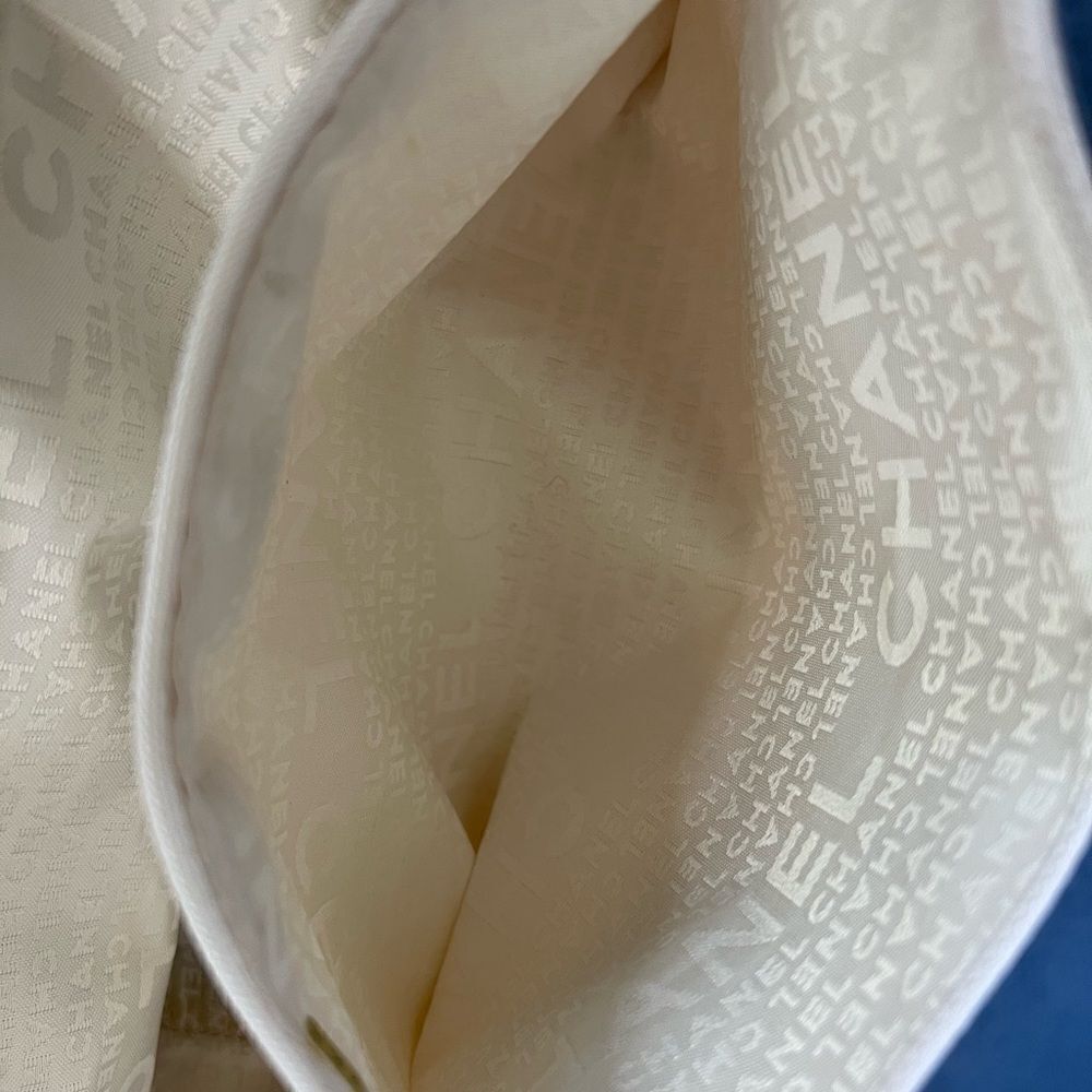 AUTH CHANEL TOTE BAG